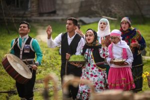 نوروزخوانی در گیلان.jpg