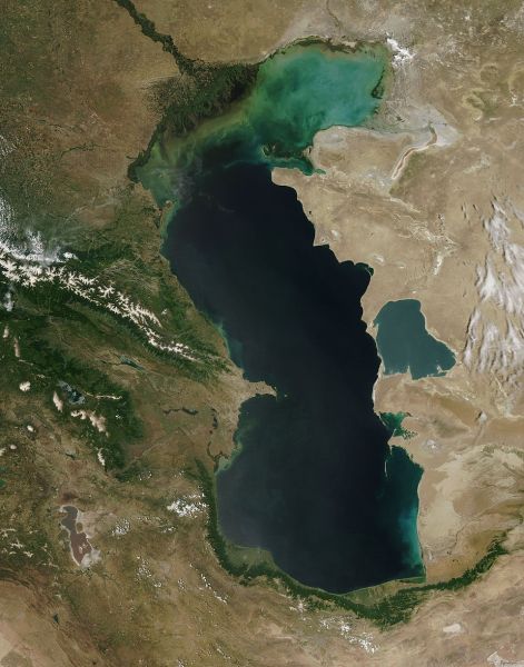 پرونده:Caspian Sea from orbit.jpg