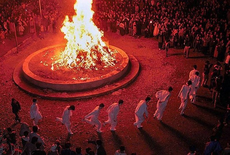 پرونده:مراسم چهارشنبه سوری.jpg