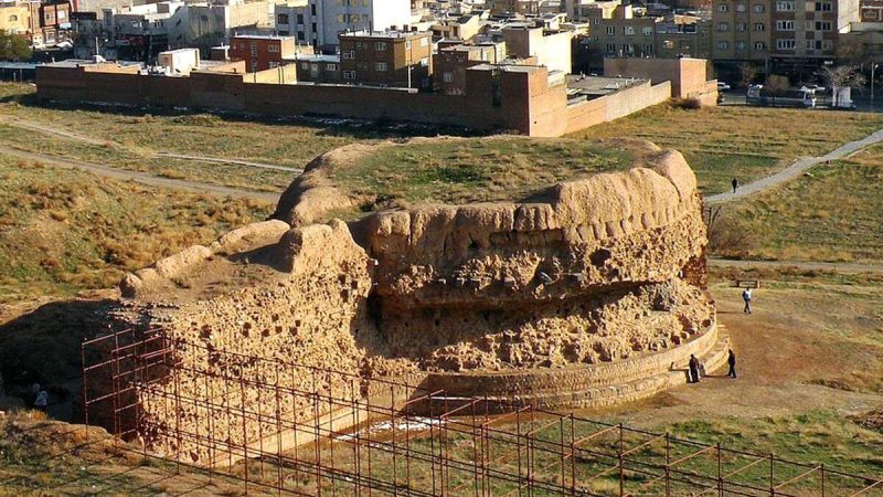 پرونده:کتابخانه بزرگ ربع رشیدی.jpg